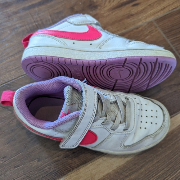 girls size 11 nike shoes